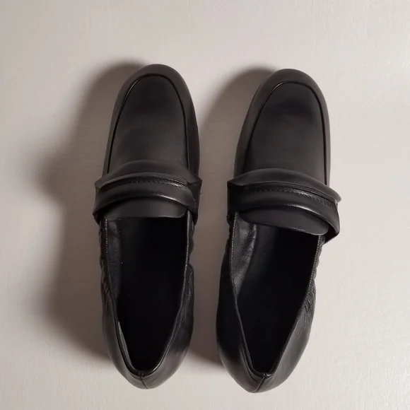 Mercedes Castillo Leather Shoes